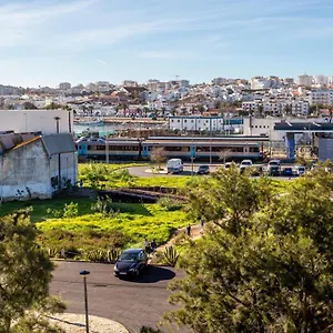  Apartment Sacha's Sweet Home, Lovely 2 Bedroom Apartment, Walking Distance To Town, And Marina Portugal